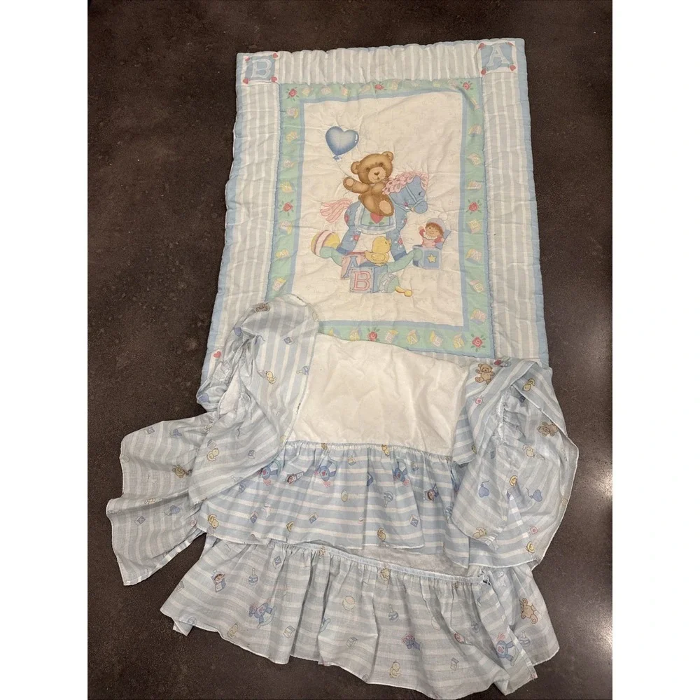 Vintage Little Bedding Teddy Bear‎ Comforter with Bedskirt Crib size
